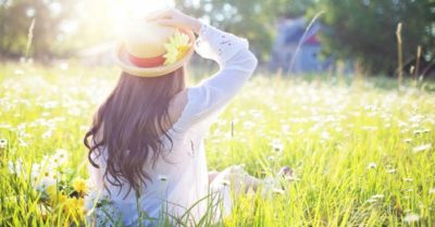 Để cuộc sống luôn bình yên: Cần biết buông xuống…