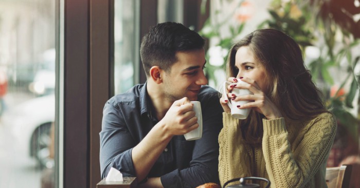 Dấu hiệu để thấy buổi hẹn đầu tiên có thành công hay không đó chính là việc hai nguwoif tìm thấy nhiều điểm tương đồng. ví dụ cùng thích uống cà phê...