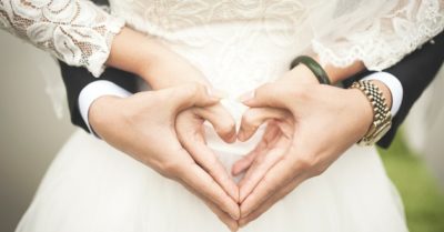 Để hôn nhân hạnh phúc, vợ chồng cần tránh 5 điều sau