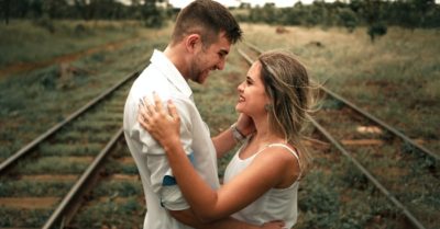 Mẫu phụ nữ khiến đàn ông muốn “gắn chặt” cuộc đời