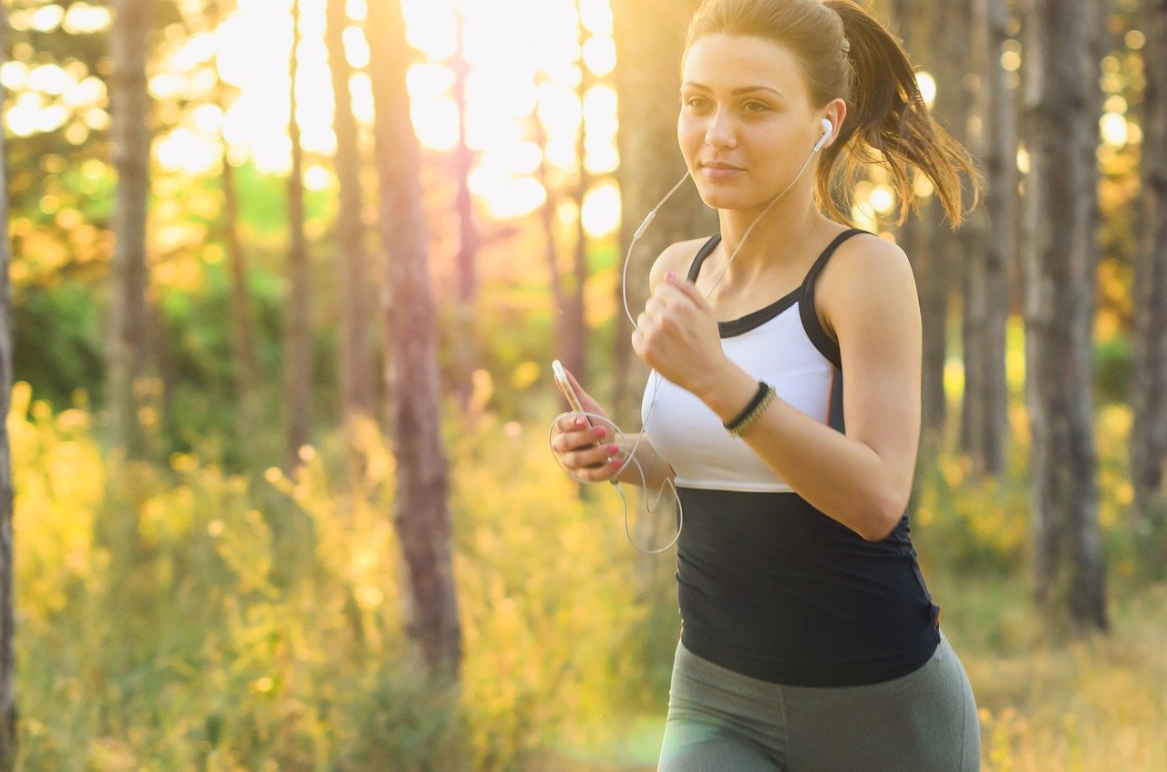 Duy trì hoạt động thể chất và tập thể dục cho não bộ giúp bạn cải thiện sức khỏe