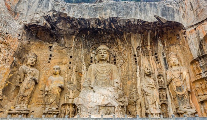 Tượng Phật Lư Xá Na ở Long Môn