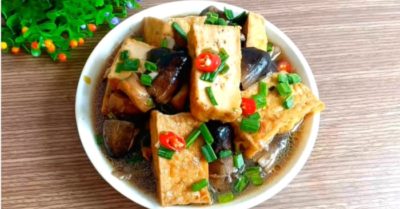Cách kho đậu hũ với nấm rơm ngon đậm vị