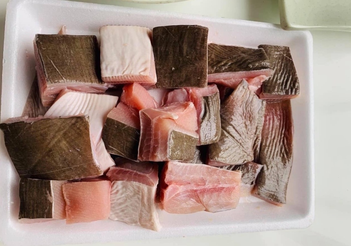 Cách nấu cá đuối om chuối đậu riềng mẻ;  cá đuối nấu bẹ chuối;  cá đuối nấu chao;  Cách làm món cá nhúng.