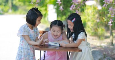 Học tiếng Trung: Mỗi ngày 10 từ vựng có trong sách Chuyển Pháp Luân – P147