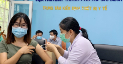 TP. HCM: 676 người bị phản ứng sau tiêm vắc xin phòng Covid-19