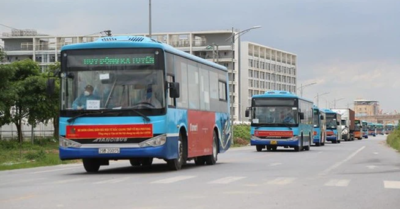 Hà Nội: Điều 20 chiếc xe buýt lên Bắc Giang đón 286 công nhân trở về