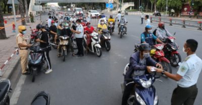 TP. HCM: Nhiều người bị phạt 1-3 triệu đồng vì ra đường tập thể dục